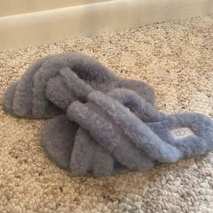 NWT UGG® Scuffita Criss-Cross Fur Slippers *Ash Fog color